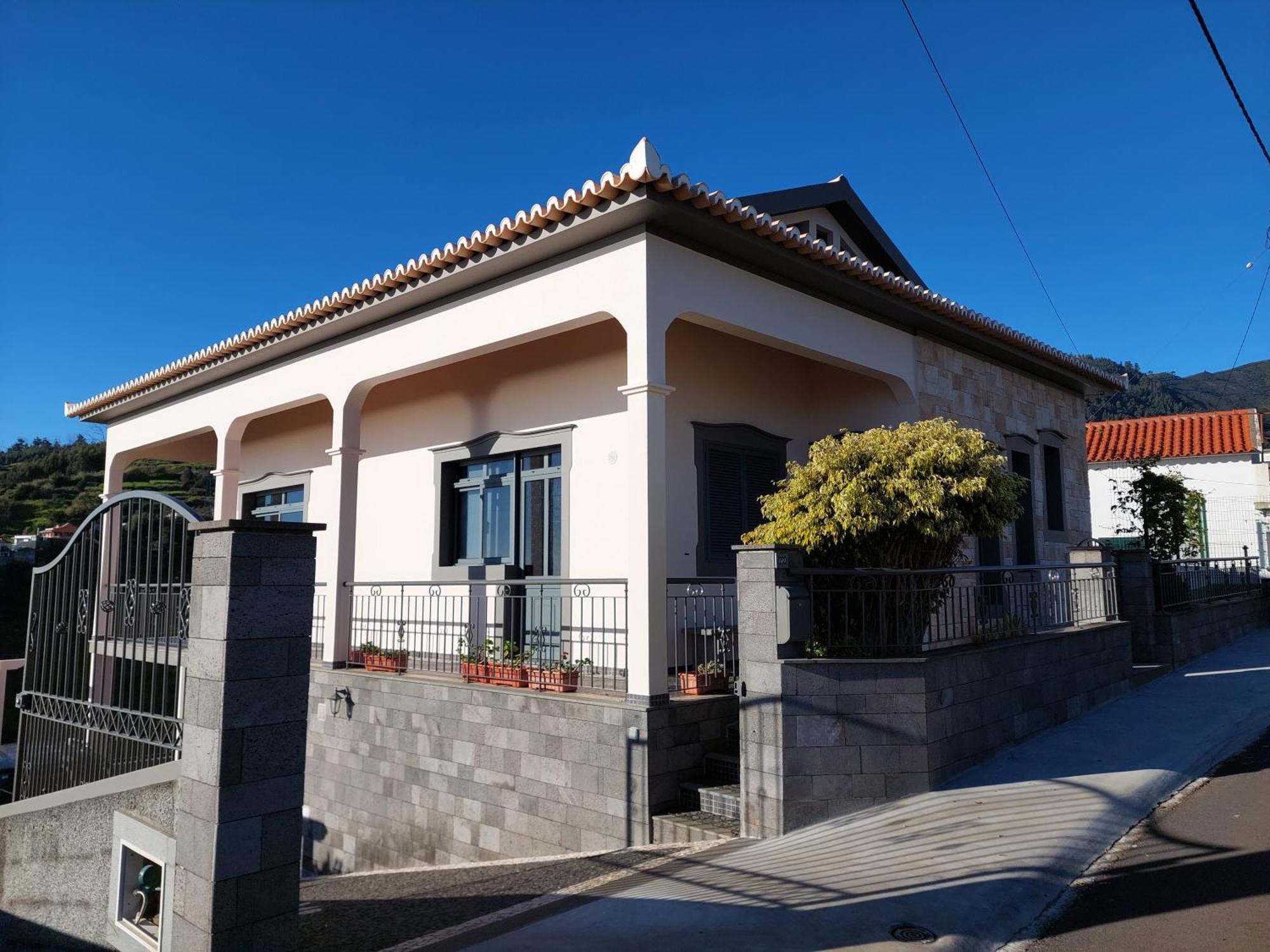 Casa Do Vale Da Estrela Leilighet Calheta  Eksteriør bilde